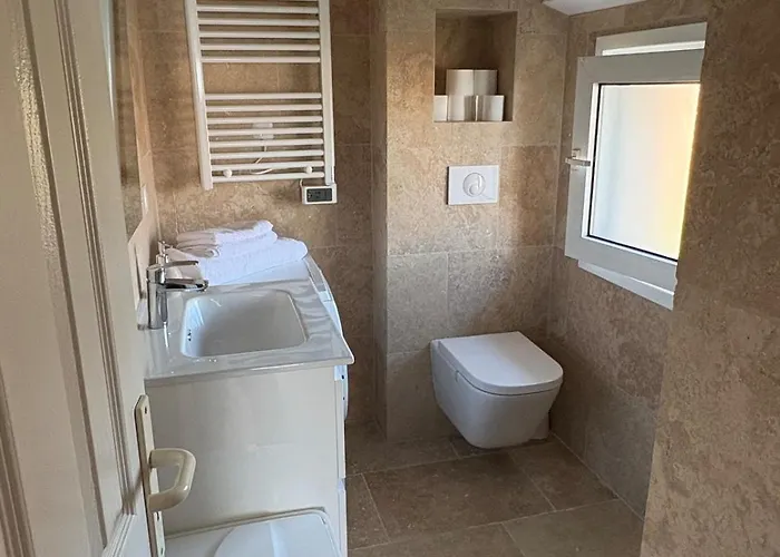 Bord De Mer, Piscine, Tennis Villa *